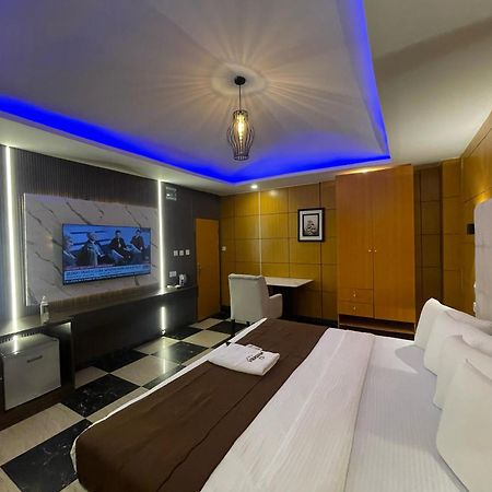 Presken Hotel At International Airport Road Ikeja Ngoại thất bức ảnh